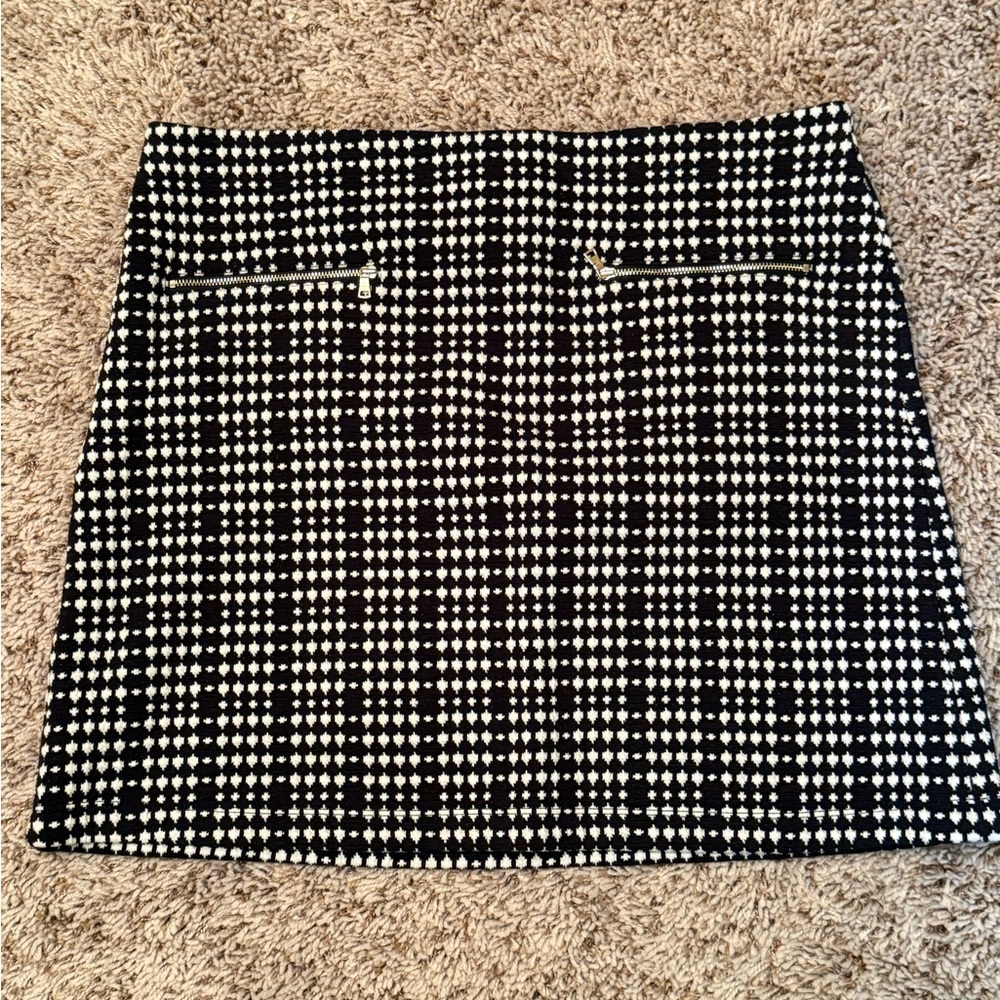 LOFT Black and White Patterned Mini Skirt